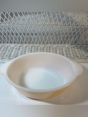 Anchor Hocking  Fire-King Peach Luster 2 QT. Bowl